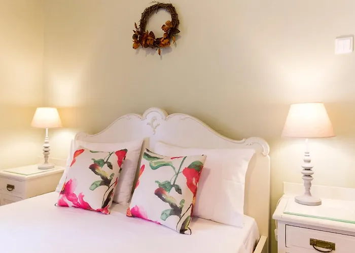 Konukevi 1834 Classic Beauty Ermoupoli