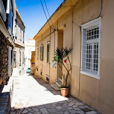 Ermoupolis 1834 Classic Beauty Guest house Ermoupoli